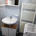 Schoenes Mit Grossen Pool 250 M Vom Balaton Holiday home