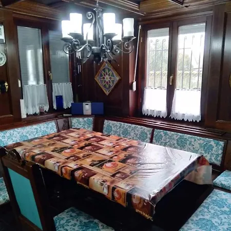 Schoenes Mit Grossen Pool 250 M Vom Balaton 펜션