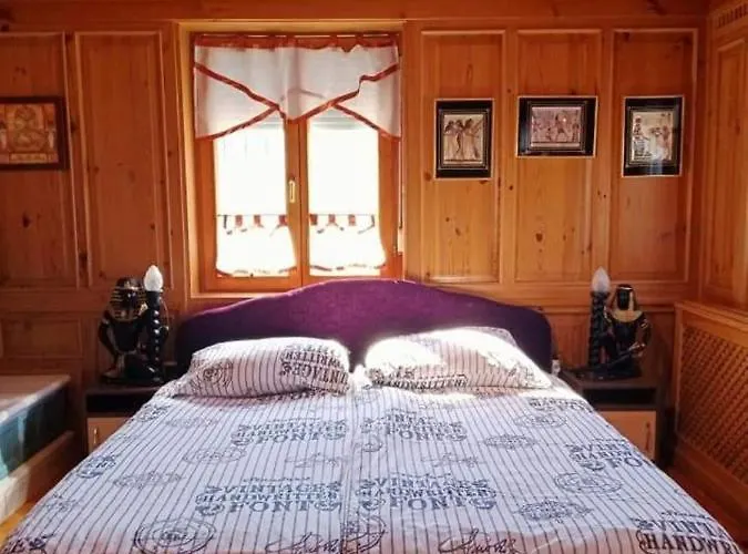 Schoenes Mit Grossen Pool 250 M Vom Balaton * Balatonmáriafürdő