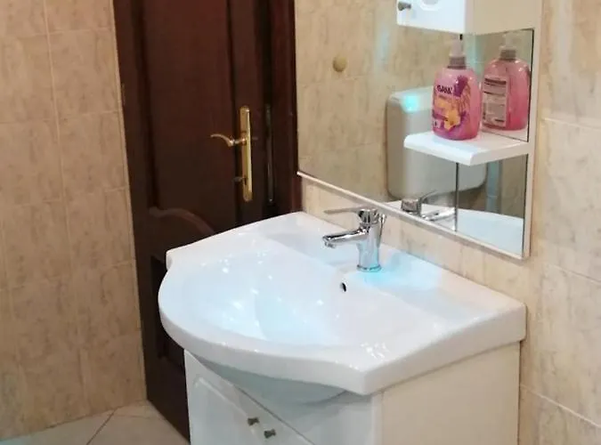 Tatil Evi Schoenes Mit Grossen Pool 250 M Vom Balaton *