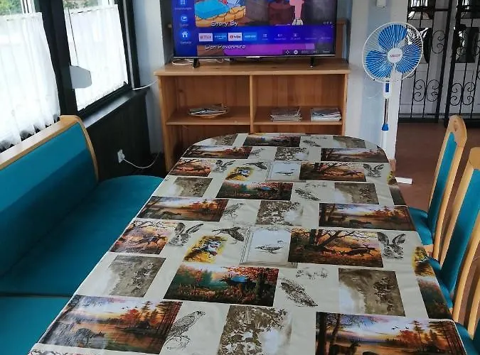 Schoenes Mit Grossen Pool 250 M Vom Balaton * Balatonmáriafürdő